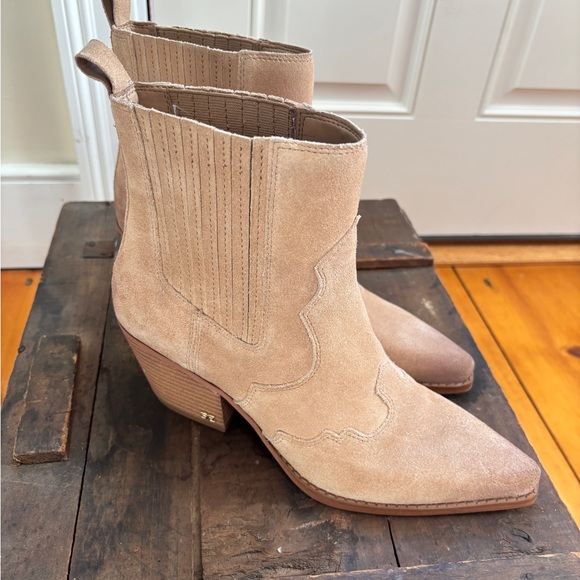Sam Edelman Shoes - NWOT Sam Edelman West Bootie, leather, western, tan, suede 9.5 boho